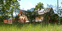 Haus von hinten mit gro�er Terrasse